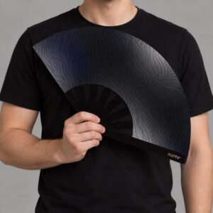 Abanico Wild Lights Black - vista con modelo