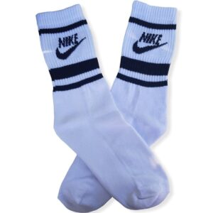 Medias Nike 3 líneas base blanca detalle negro