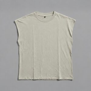 Musculosa Oversize Beige Blanks — Prenda · frente sobre fondo gris