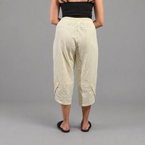 Pantalon de Lino Liso Amarillo 3/4 - fondo gris