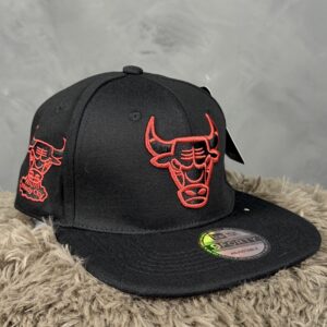 Gorra Chicago Bulls Negra Bordada Rojo