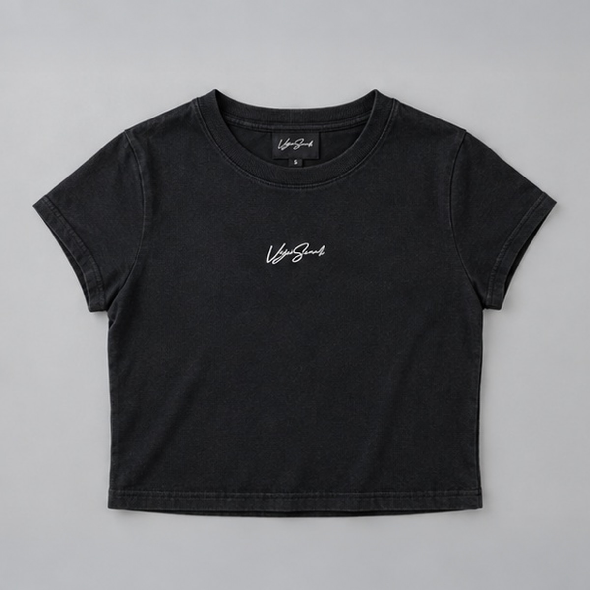 Remera Virgin Sign Negra Vieja Scul — Prenda · frente sobre fondo gris