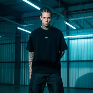 Remera Oversize Circle VS Negra Vieja Scul