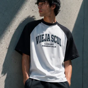 Remera Raglan Boxy Fit Luxury Vieja Scul