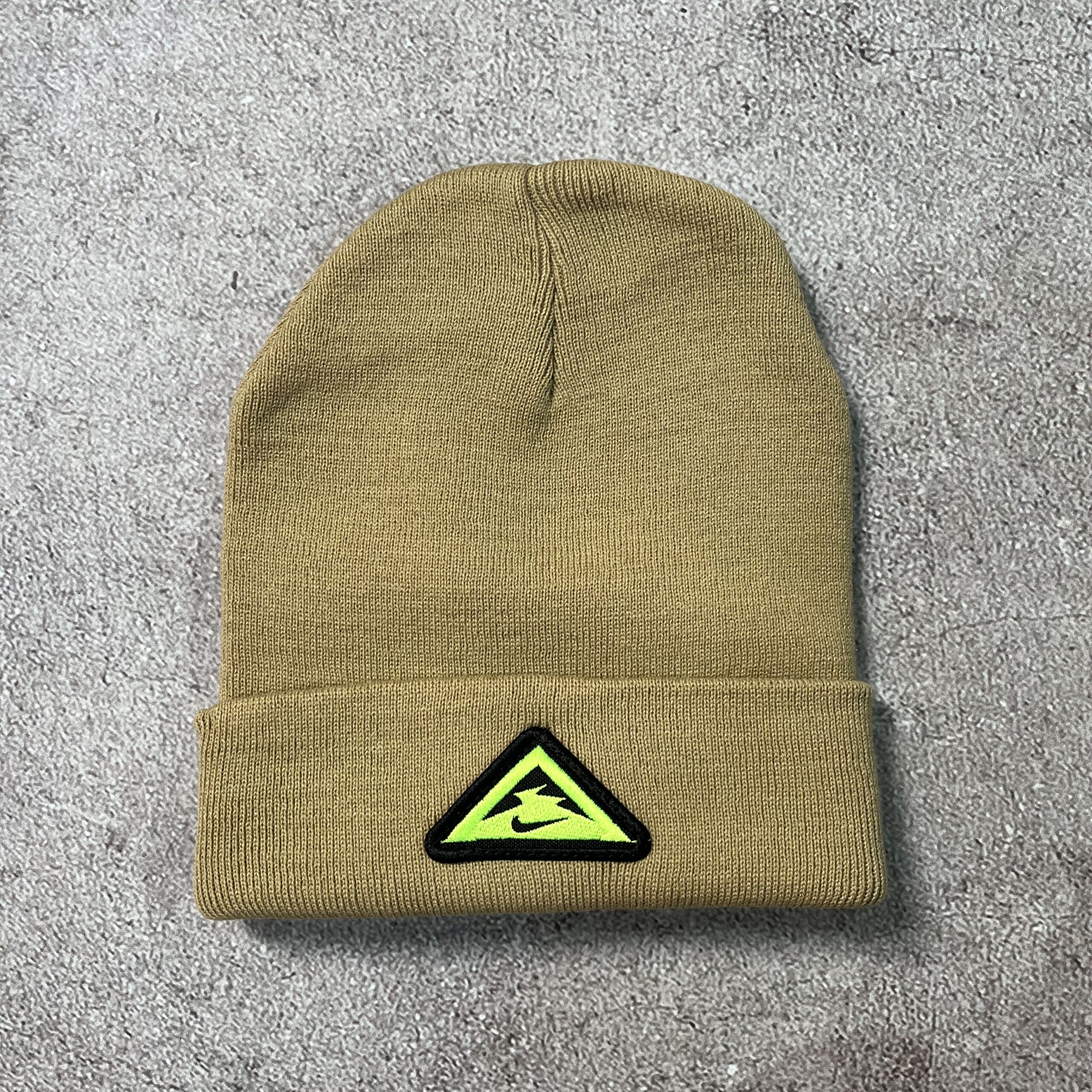Gorro Delta Tostado