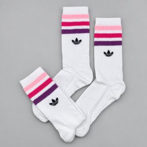 Medias Adidas Blancas con rosa, rojo y violeta — Vista principal sobre fondo gris