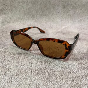 Gafas Kōmori Carey