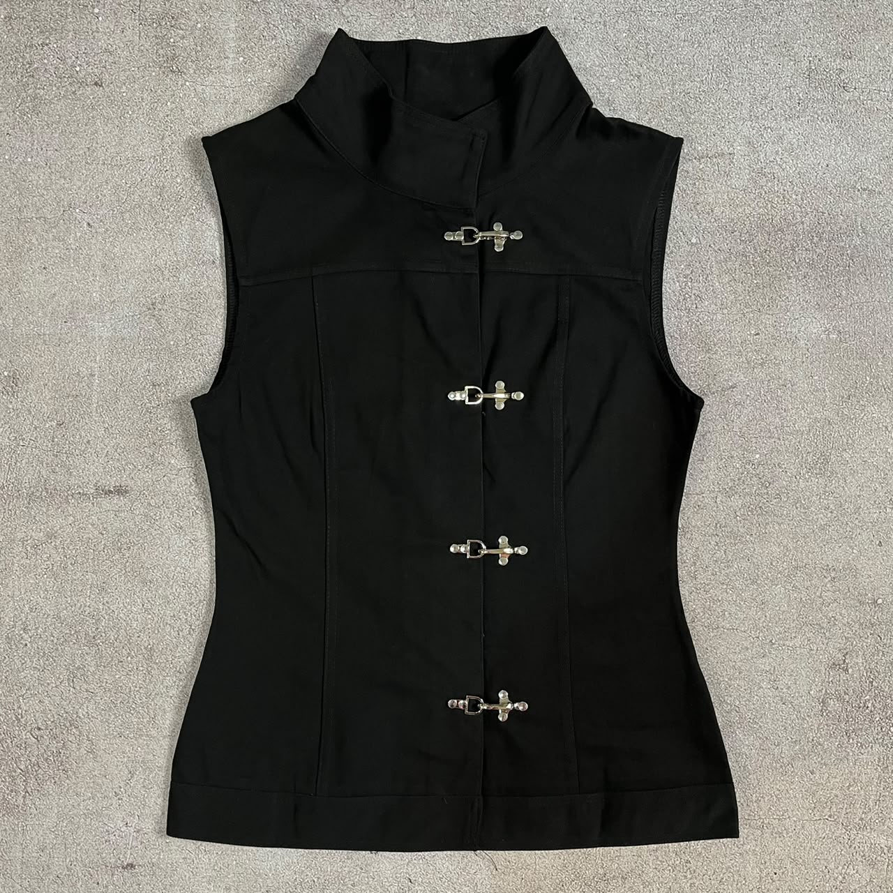 Top Chaleco Kurogane