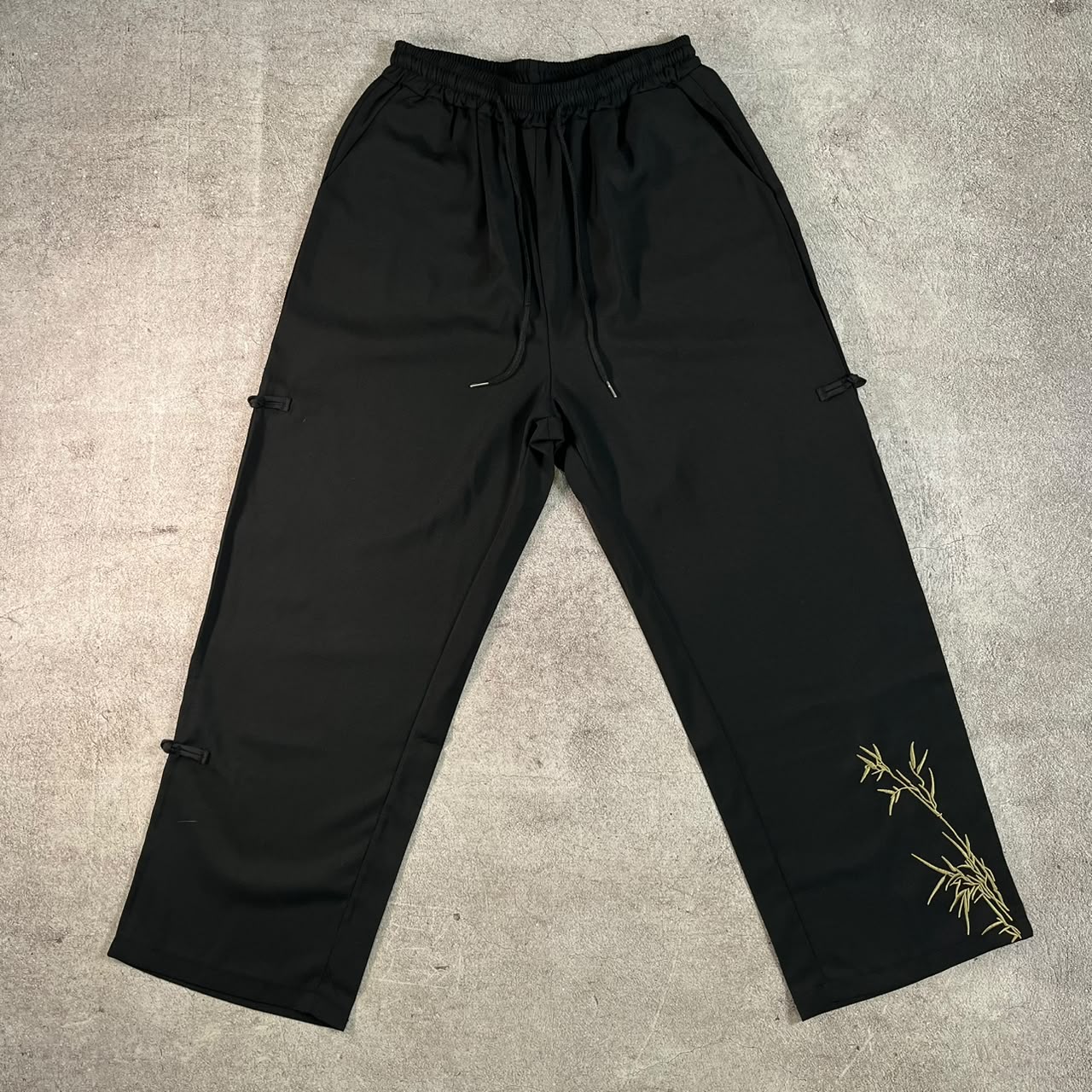 Pantalon Kinzhu