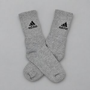 Medias Adidas Logo Clasic Gris — Vista principal sobre fondo gris